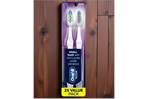 Oral-B Pulsar Whitening Battery Soft Toothbrush, 2-Pack